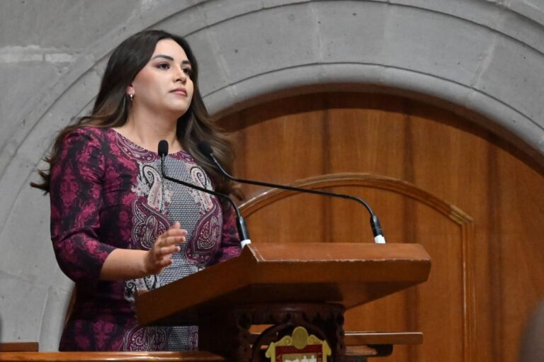 Promueve GPPAN educación financiera para personas adultas mayores
