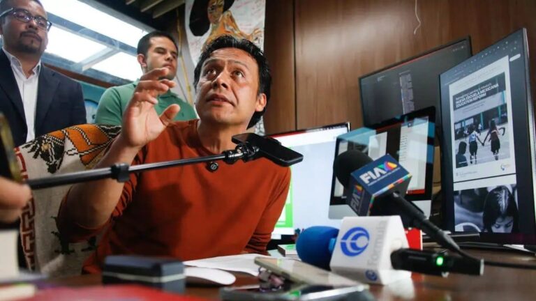 Despido de Arriaga Desata Tormenta Educativa