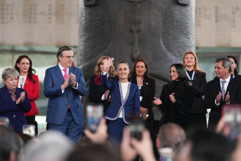 4T: bajo PIB por populismo mezclado con neoliberalismo