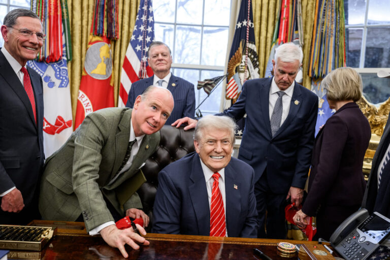 TACO: Patrones de Retroceso en Trump