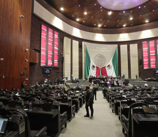 Día del Legislador: Propuesta Bajo Escrutinio Ciudadano