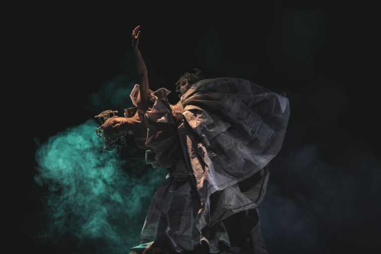 ANZAR DANZA presenta CALICHE en la UNAM