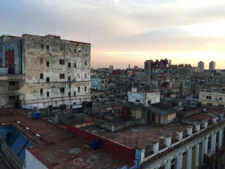 Cuba no quiere reformarse y México no puede reformarlo