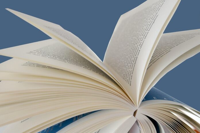 moritz320-a-book-4701375_1280 (1)