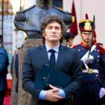Milei destroza un siglo de conquistas laborales, en Argentina