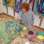 Color, energía y libertad: la exposición de Pilar Mainou abre una conversación íntima con el espectador