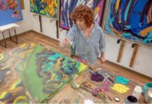 Color, energía y libertad: la exposición de Pilar Mainou abre una conversación íntima con el espectador