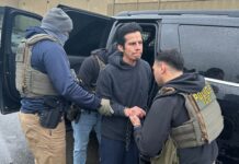 Más muertos con menos controles: La ecuación que enciende las alarmas en los centros de detención de ICE