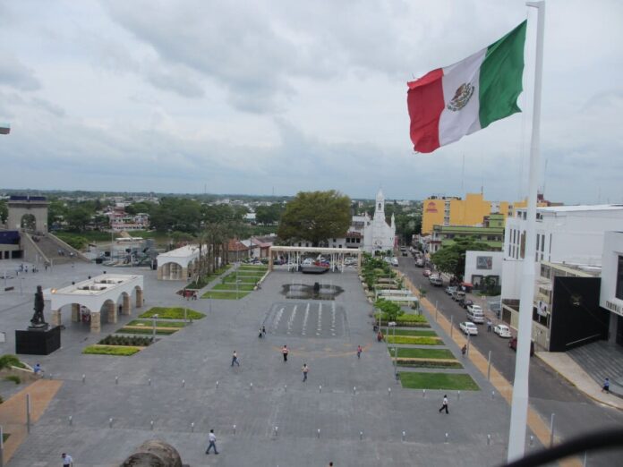 Villahermosa.Plaza_de_Armas1 (1)