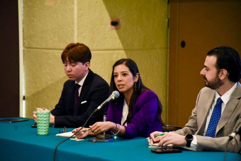 Expresa Luisa Gutiérrez respaldo total a Rojo de la Vega ante injurias del Gobierno CDMX