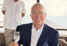 UIF Apunta a Críticos Empresariales