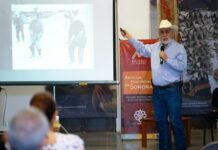 En conferencia, abordan el papel de los Chapayekas durante la Semana Mayor en Comunidades Yaquis