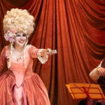 En «Tempo Barroco» la música sale del pentagrama y entra a la comedia