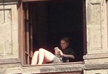 Las piernas de Palacio Nacional