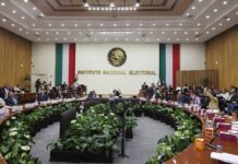 “Y cuando despertó, el dinosaurio aún estaba allí”