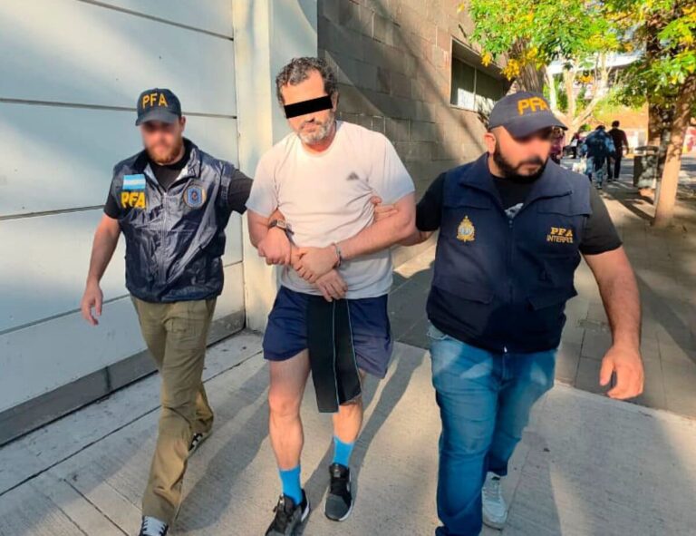 Escándalo Huachicol: Detención Revela Vínculos Ocultos