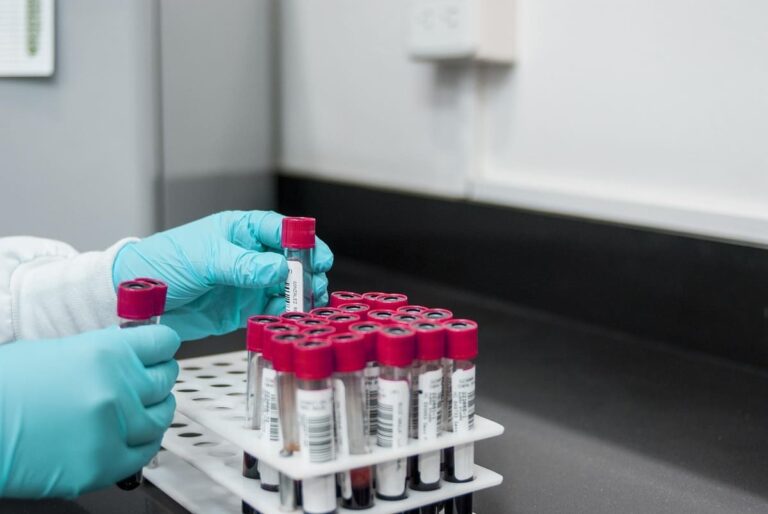 Sabías que la inteligencia artificial está a punto de revolucionar la medicina de una forma que parece sacada de una película de ciencia ficción