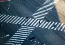 Adiós al nido: jóvenes postergan su independencia