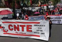Maestros contra el Mundial: Choque en las calles