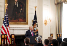 Videoblog: Trump elimina capos, va por AMLO