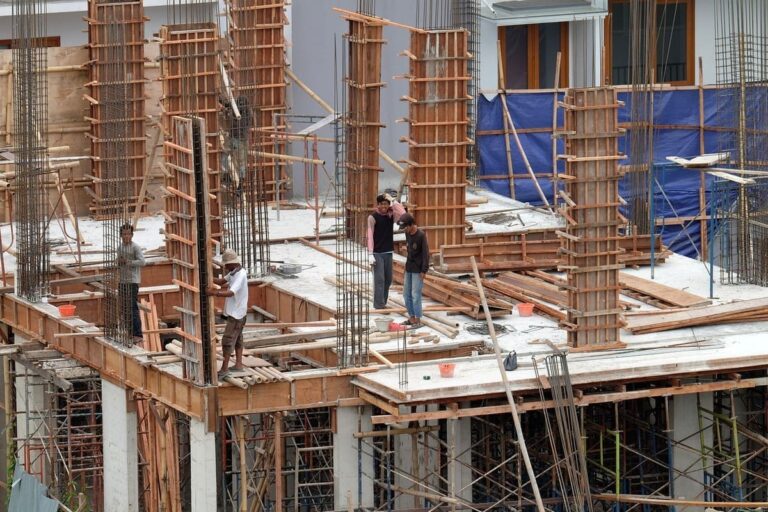 Deportaciones y leyes migratorias frenan construcción de millones de viviendas