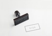 Más del 53 % de las visas H-1B favorece a quienes ya están en EE. UU.