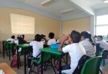 Calendario Escolar: Fútbol sobre Formación Infantil
