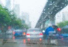 Lluvias, movilidad y trabajo: cómo los eventos climáticos están acelerando la evolución de la oficina en México