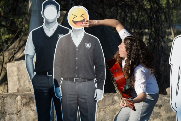 Teatro UNAM presenta Mi hermano no murió como un niño héroe