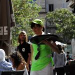El miedo a ICE está empujando a miles de inmigrantes a quedar fuera del mercado laboral. Restaurantes vacíos y cocinas sin personal en EE. UU.
