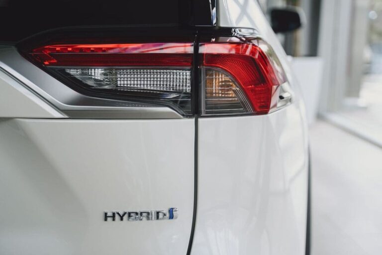Venta autos híbridos: entre la Fiebre verde y la estrategia política