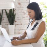 El sueldo no es lo único: 38% de las mujeres en México prioriza su bienestar y el cuidado familiar al elegir cómo trabajar