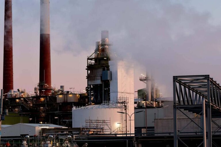 Producción manufacturera crece 0.1% en junio
