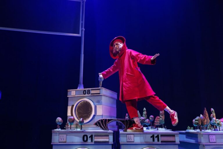 FITU abre el escenario a niñeces con teatro, circo y picnics literarios