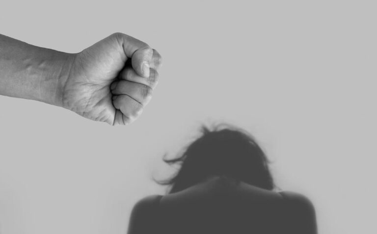 Violencia de género en México suma 8,920 denuncias