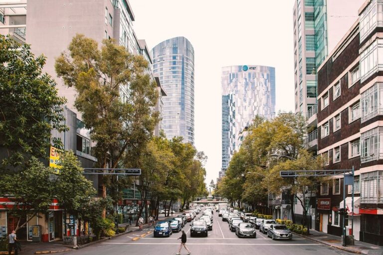 Crecimiento del sector inmobiliario en México enfrenta barreras de asequibilidad